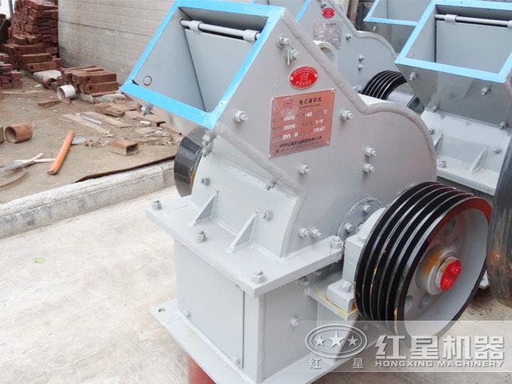 錘式破碎機，電機功率6P 55KW，時產(chǎn)18-40噸