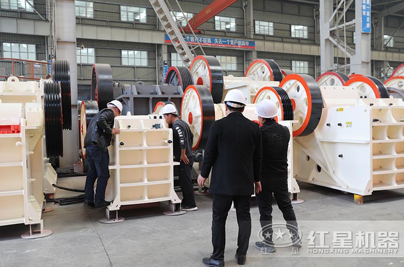 客戶到廠參觀，直接購機