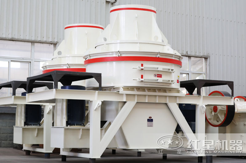 直通沖擊式制砂機(jī)，體積小，適用于中小型廠家