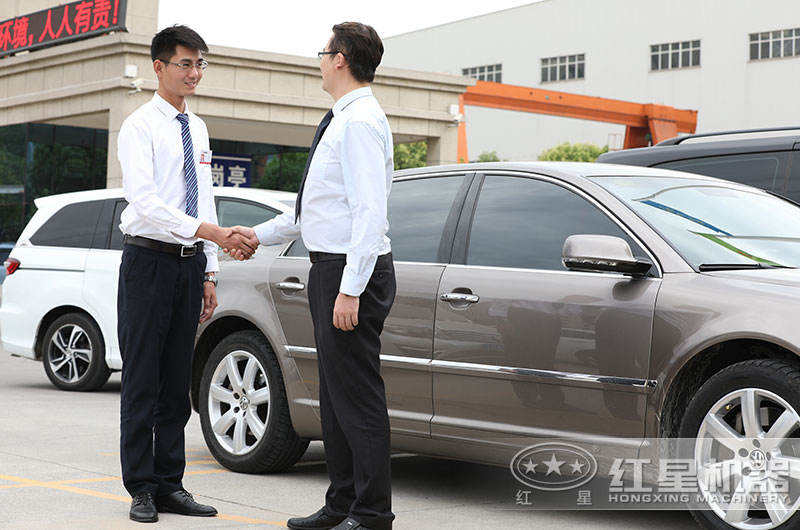 客戶來(lái)廠參觀，專車免費(fèi)接送